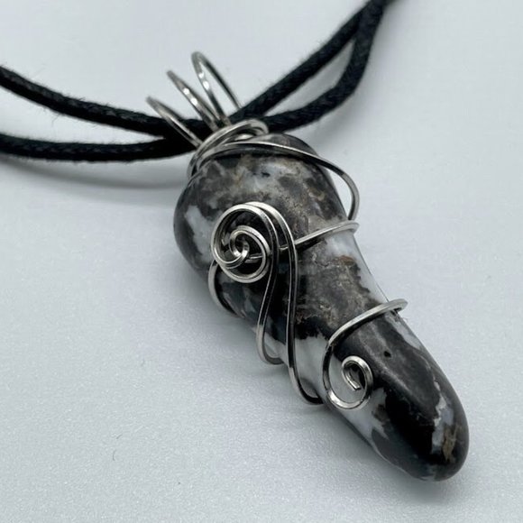 Zebra Jasper Elegant Wire Wrapped Pendant - Picture 1 of 8